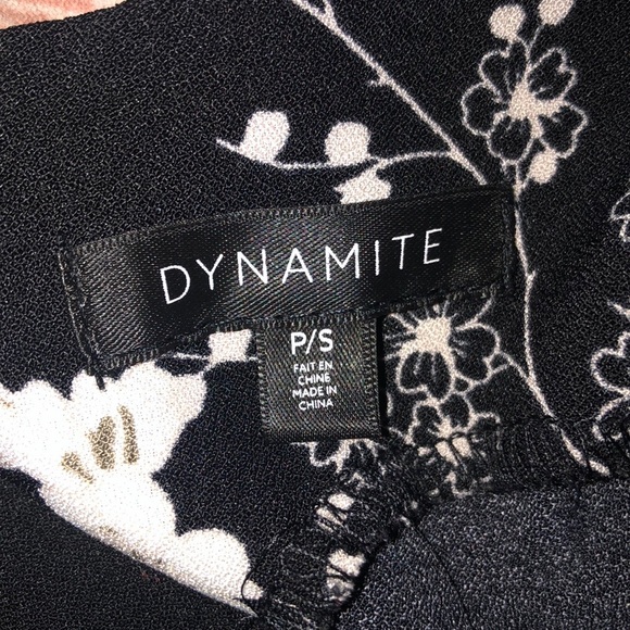 Dynamite sleeveless top - Picture 3 of 3